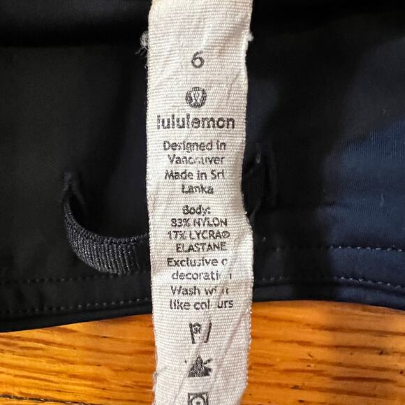 Lululemon Leggings Womens 6 Fast Free Crop Blue Nulux W6AS5S Pockets - Picture 6 of 11